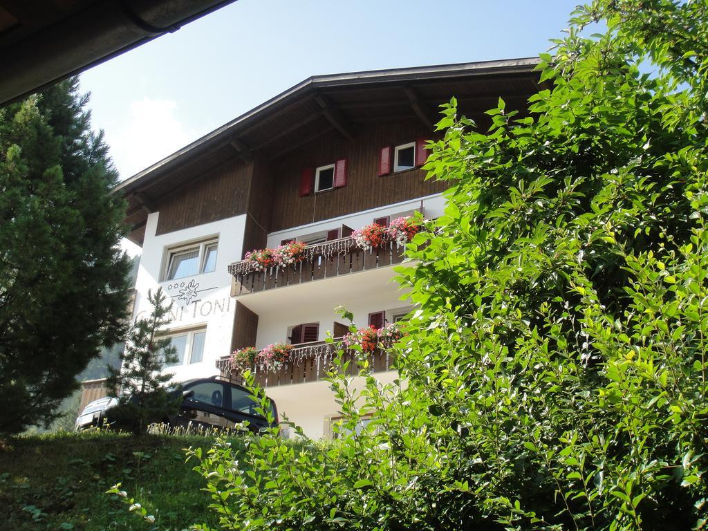 Garni Toni Hotel Urtijëi Buitenkant foto