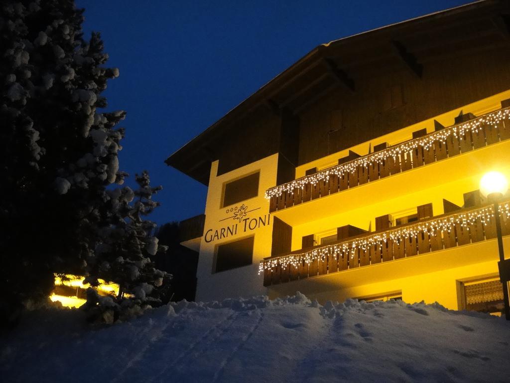 Garni Toni Hotel Urtijëi Buitenkant foto