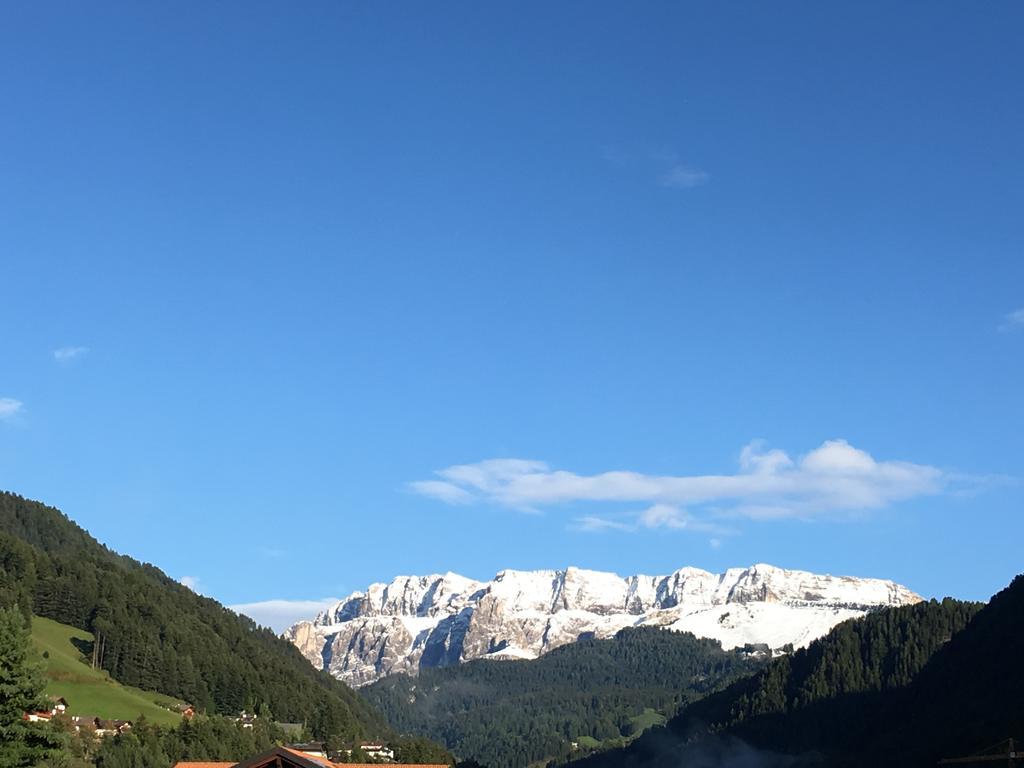 Garni Toni Hotel Urtijëi Buitenkant foto